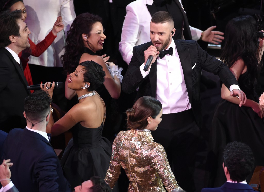 Justin Timberlake performs in the audience at the Oscars on Sunday, Feb. 26, 2017, at the Dolby Theatre in Los Angeles. (Photo by Chris Pizzello/Invision/AP)